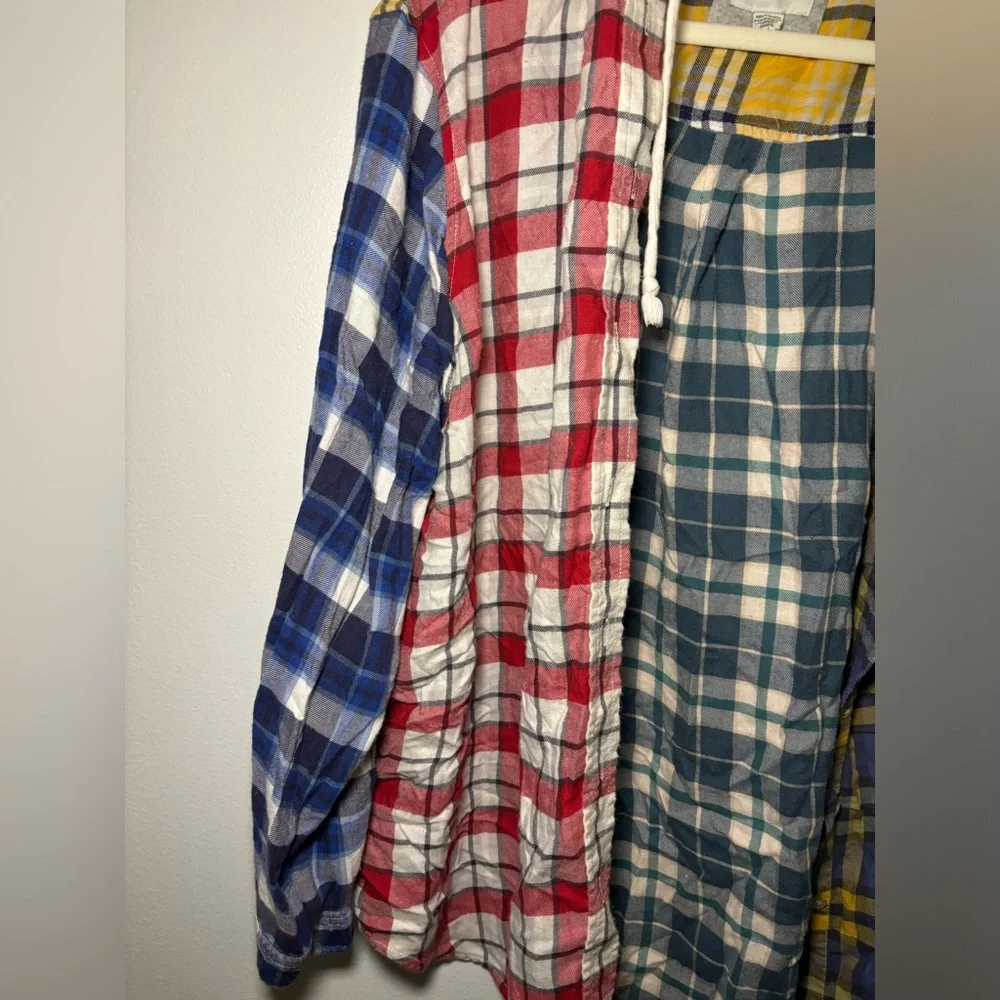American Eagle Hooded Flannel - Picture 3 of 8